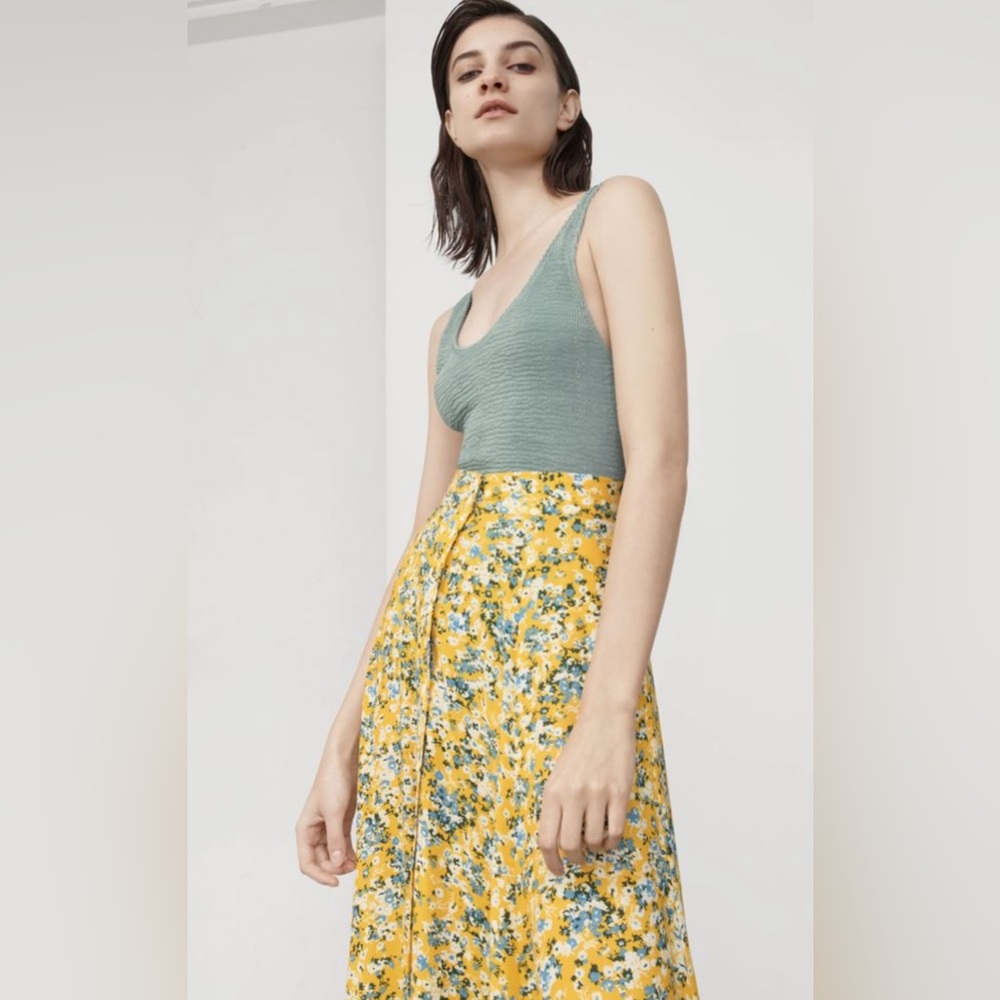 Samsoe Samsoe W/ pockets 100% viscose Yellow floral spring/summer Midi Skirt
